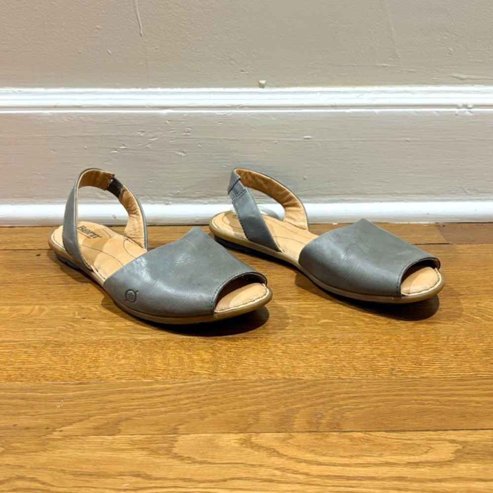 Born Trang Gray Leather Casual Peep Toe Slingblack Flats Comfort Sandals Sz 9